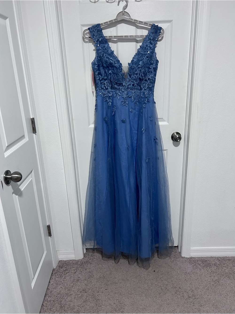 JJ's House Mother of the Bride Blue Floral Appliqué Tulle Dress. Princess NWT 10